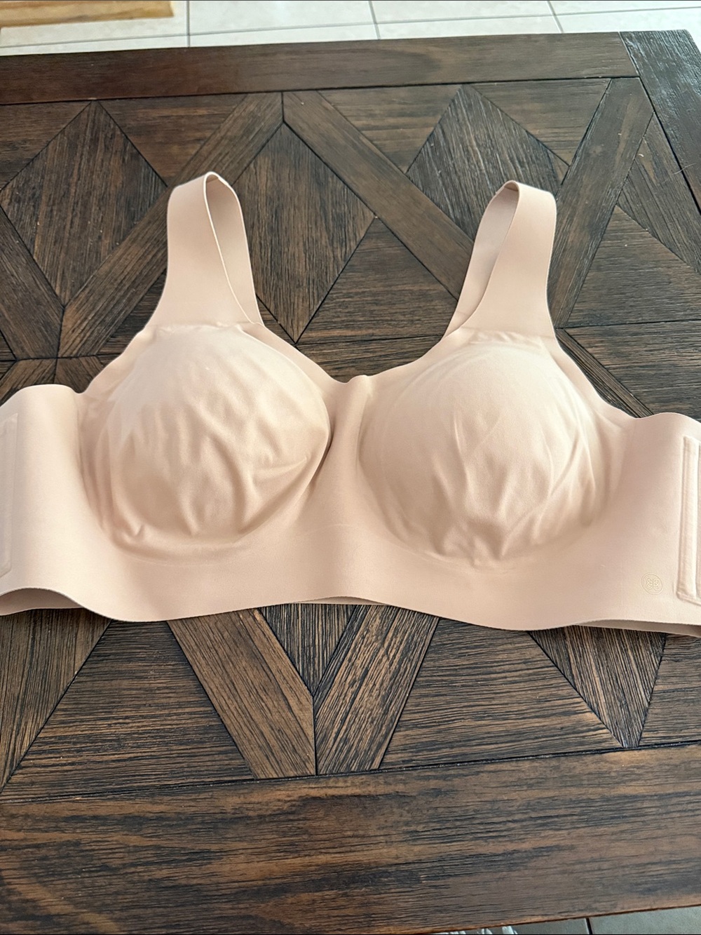 Honeylove V-Neck SoftForm Wireless Bra Beige Size 3X NWOT Sculpting Comfort